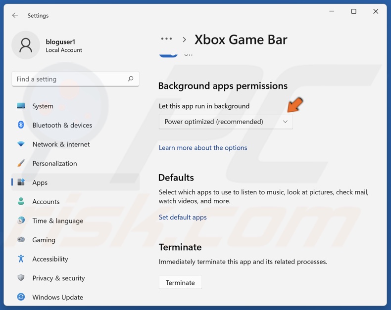 Open the Background apps permissions drop-down menu