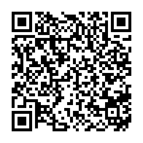 Ads by arentypassh.com QR code