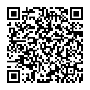 Facebook Survey phishing scam QR code