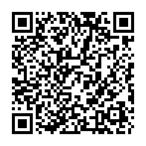 Ads by rhauties.com QR code