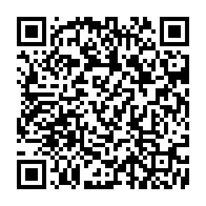 Smile virus QR code