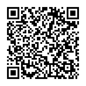 Ads by trendstitchhub.com QR code