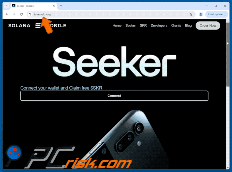 Appearance of the fake Solana Seeker website (GIF)